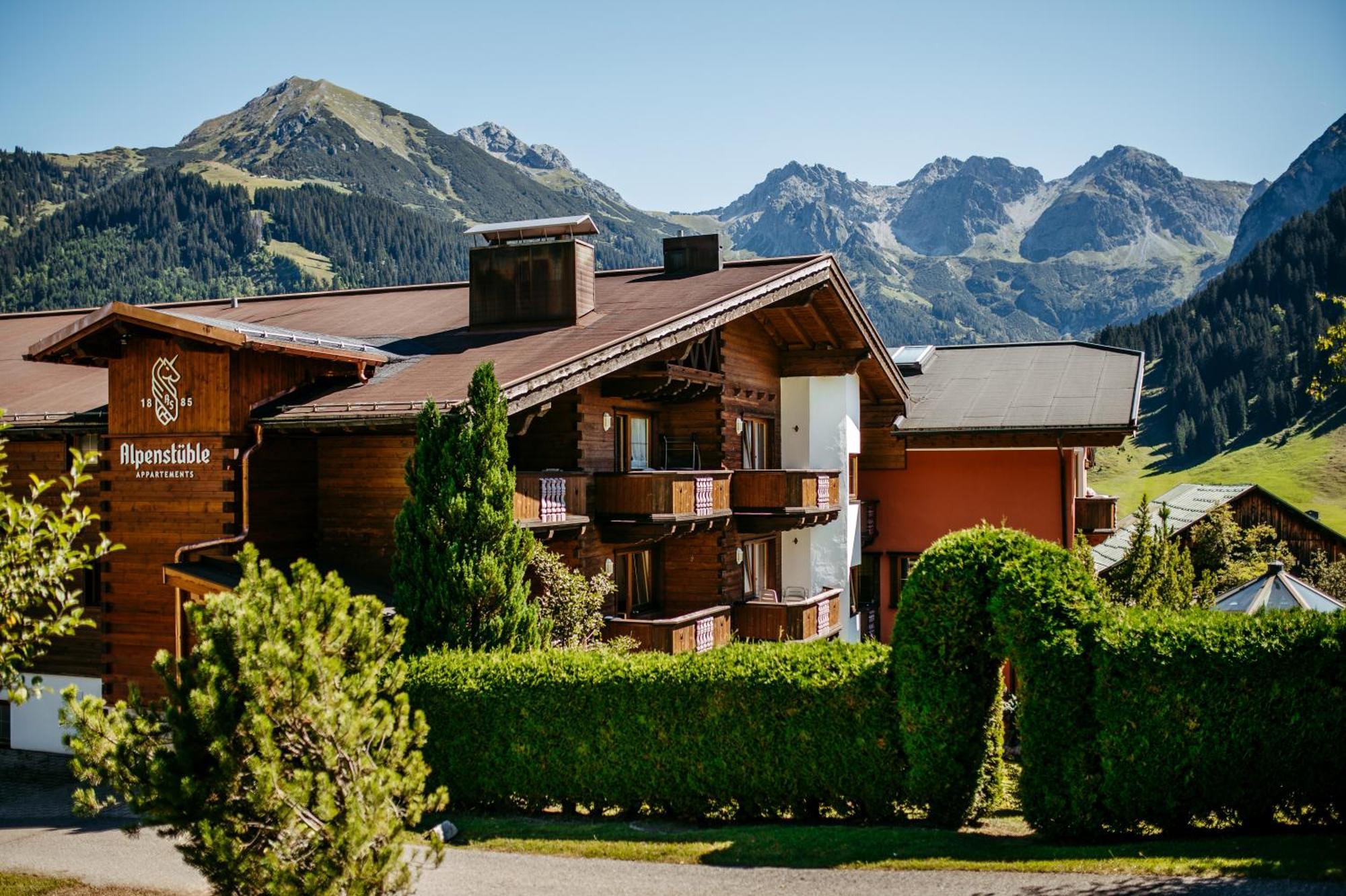 Hotel Alpenstueble Appartements Mittelberg Exterior photo